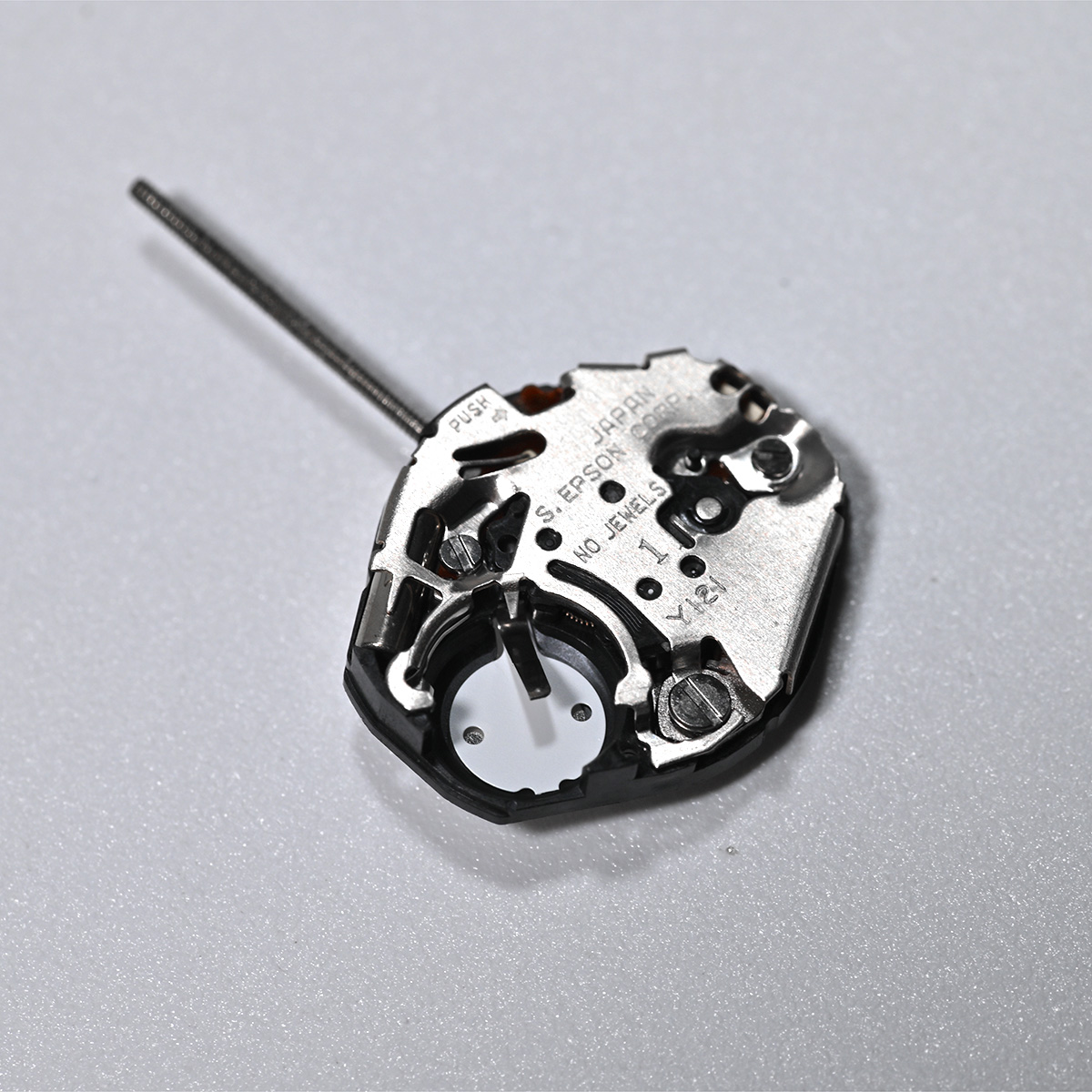 Y121 Watch Quartz Replacement  - Jewels In Quartz Watches recensione e prezzo