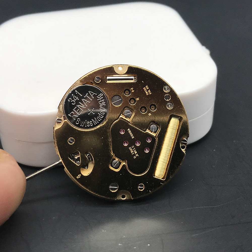 Ronda 1005 Quartz Watch Moveme - Jewels In Quartz Watches recensione e prezzo