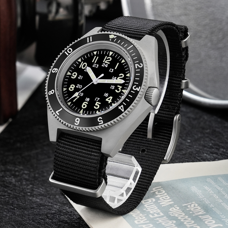 Watchdives WD1972 Quartz Watch - Jewellery Watch recensione e prezzo