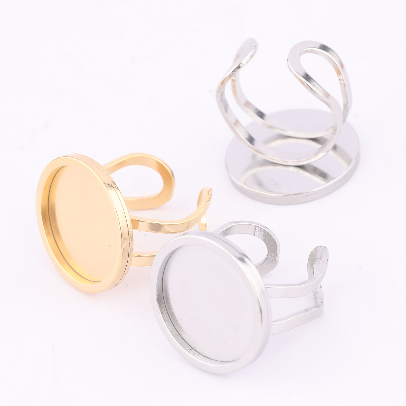 5pcs 18mm Round Cabochon Ring  - Gold Plated Ring recensione e prezzo